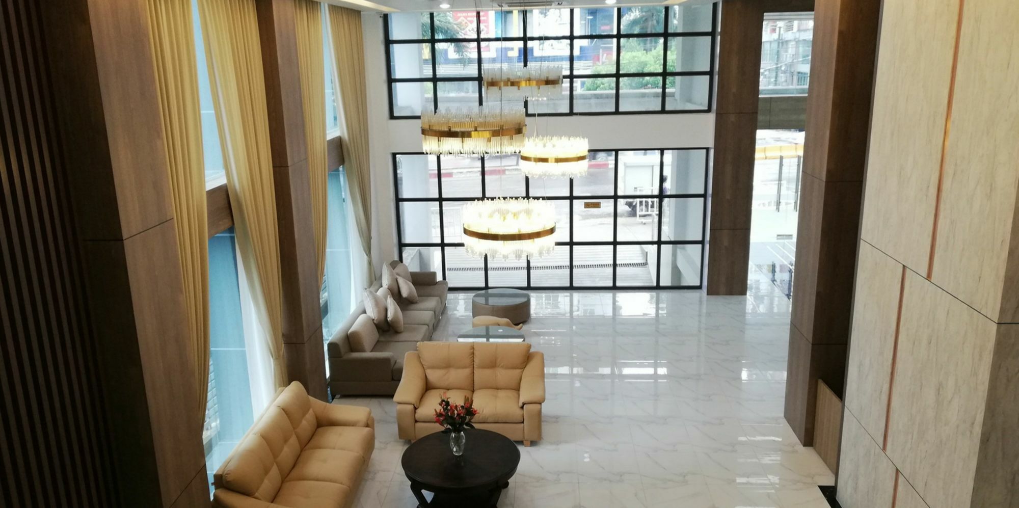 8 Mile Hotel Yangón Exterior foto